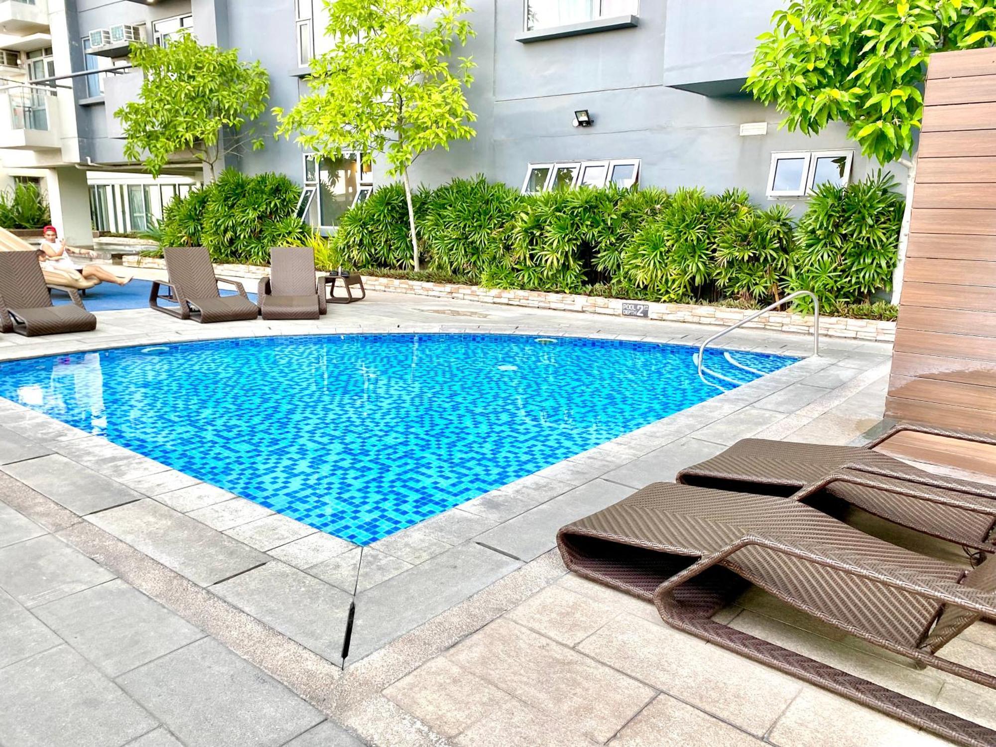 Frost At Manhattan Heights Towerb มะนิลา ภายนอก รูปภาพ